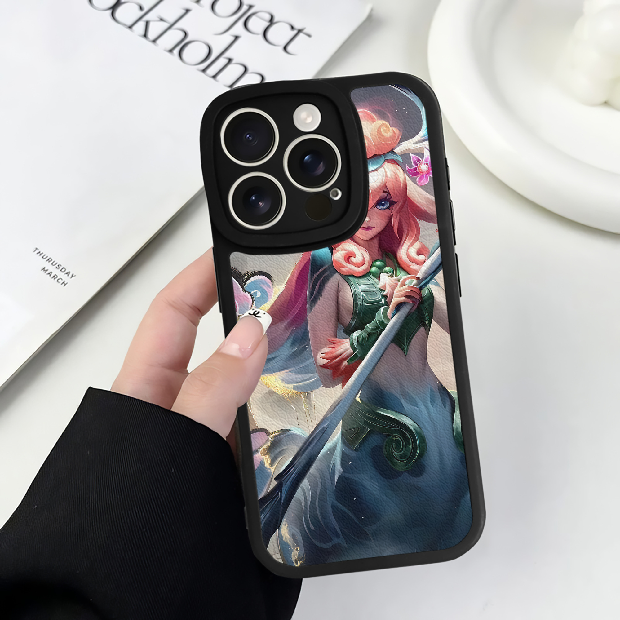リーグ・オブ・レジェンド League of Legends LOL 【iPhone 16シリーズ対応】シリコンスマホケース（レザー調） 材質：シリコン